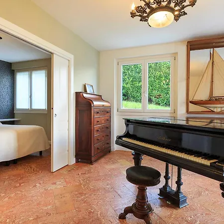 New Stunning With Pool And Beach Access Carlazzo