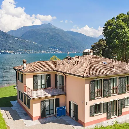 New Stunning With Pool And Beach Access Villa
