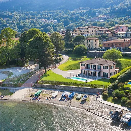 New Stunning With Pool And Beach Access