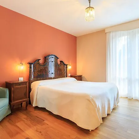 New Stunning With Pool And Beach Access Villa *