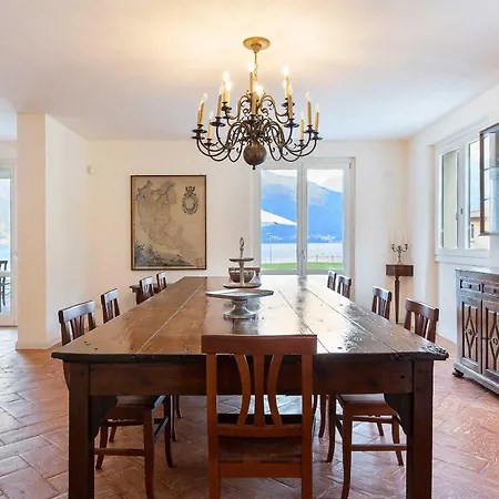 New Stunning With Pool And Beach Access * Carlazzo